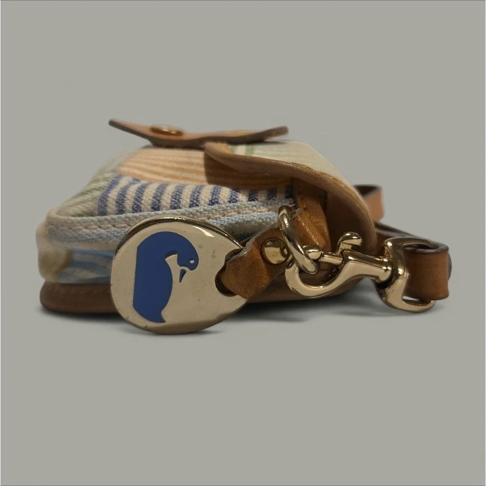 Dooney & Bourke Plaid Coated Canvas Leather Snap Blue‎ Duck Seersucker Wristlet